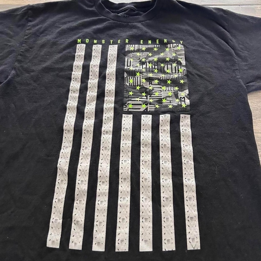 Monster Energy Short Sleeve Tee with Distressed Flag Design - Picture 2 of 6